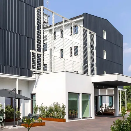 Energy Park Hotel 4*